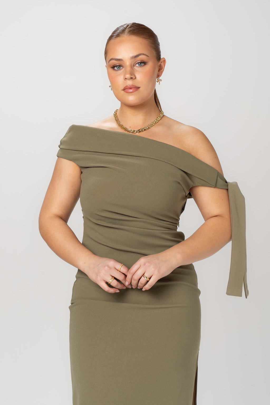 Cynthia Off-Shoulder Red Midi Dress