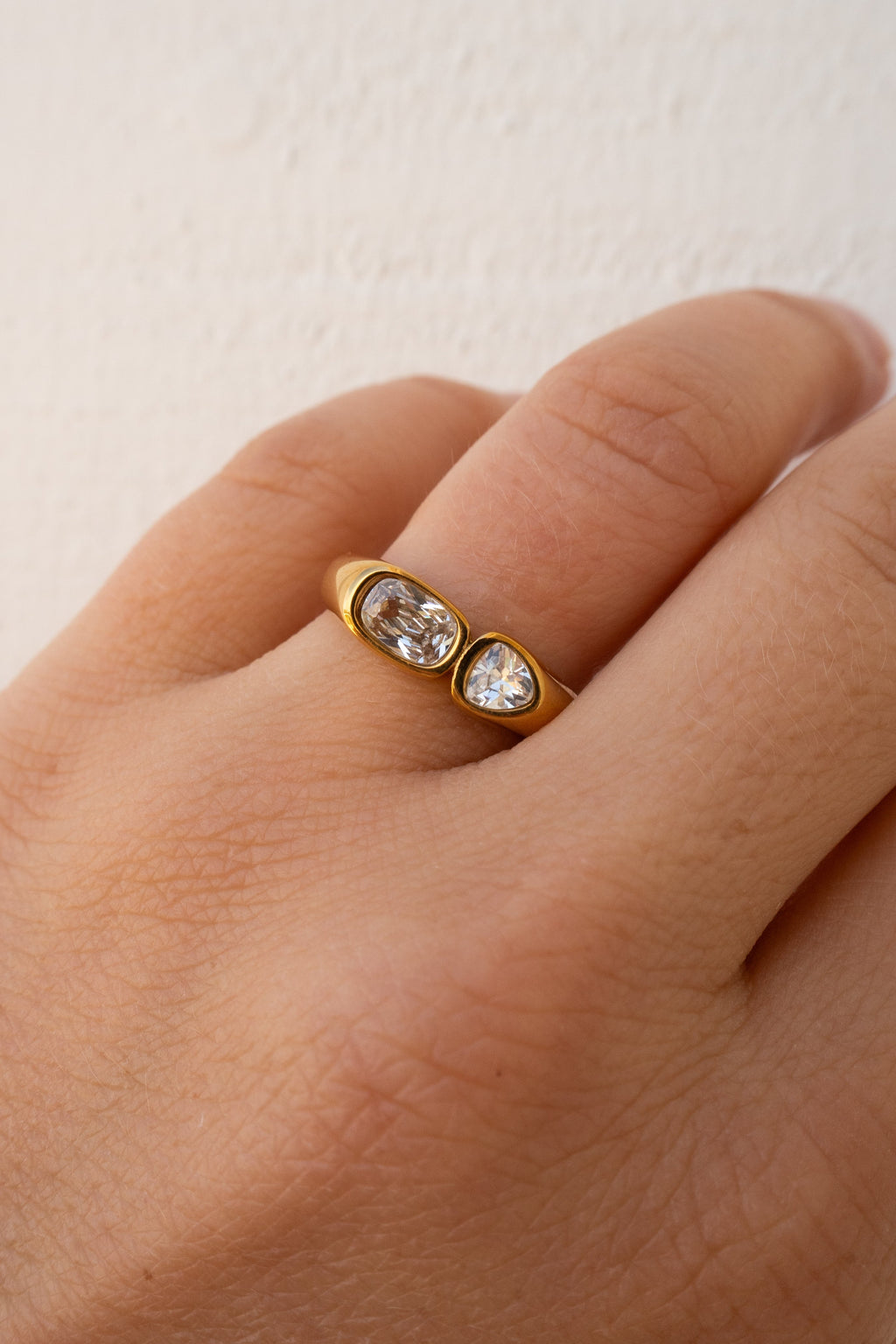 Emi Ring